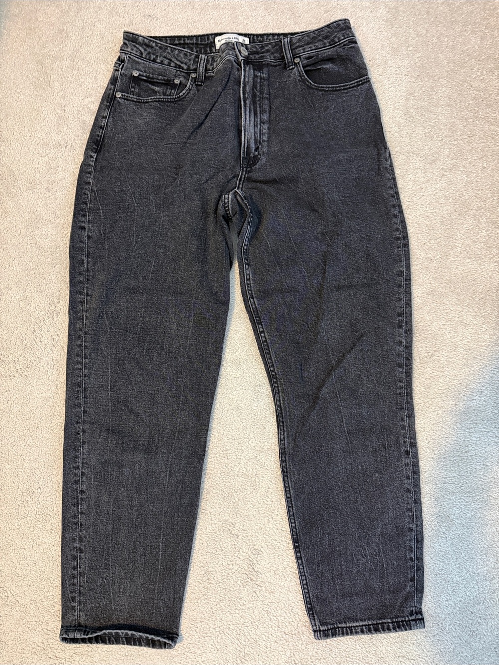 Ambercrombie & Fitch 10/30 The Mom high rise jeans 👖